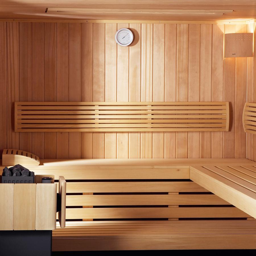 Holiday Accommodation - Swimming Pool Available ダヴォス・プラッツ エクステリア 写真